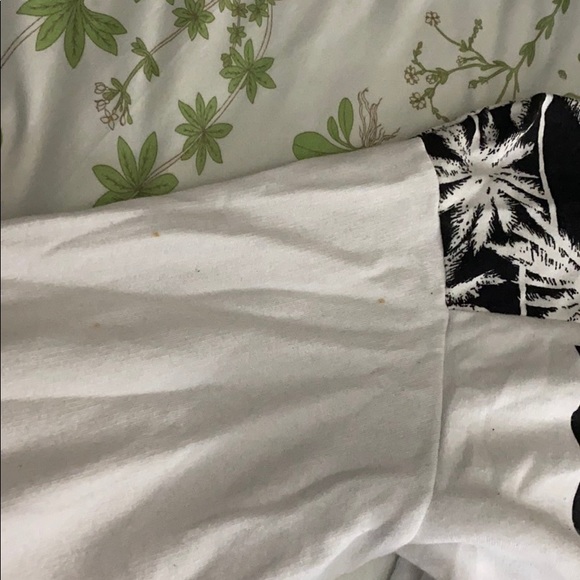 Sweatshirt - Picture 2 of 2